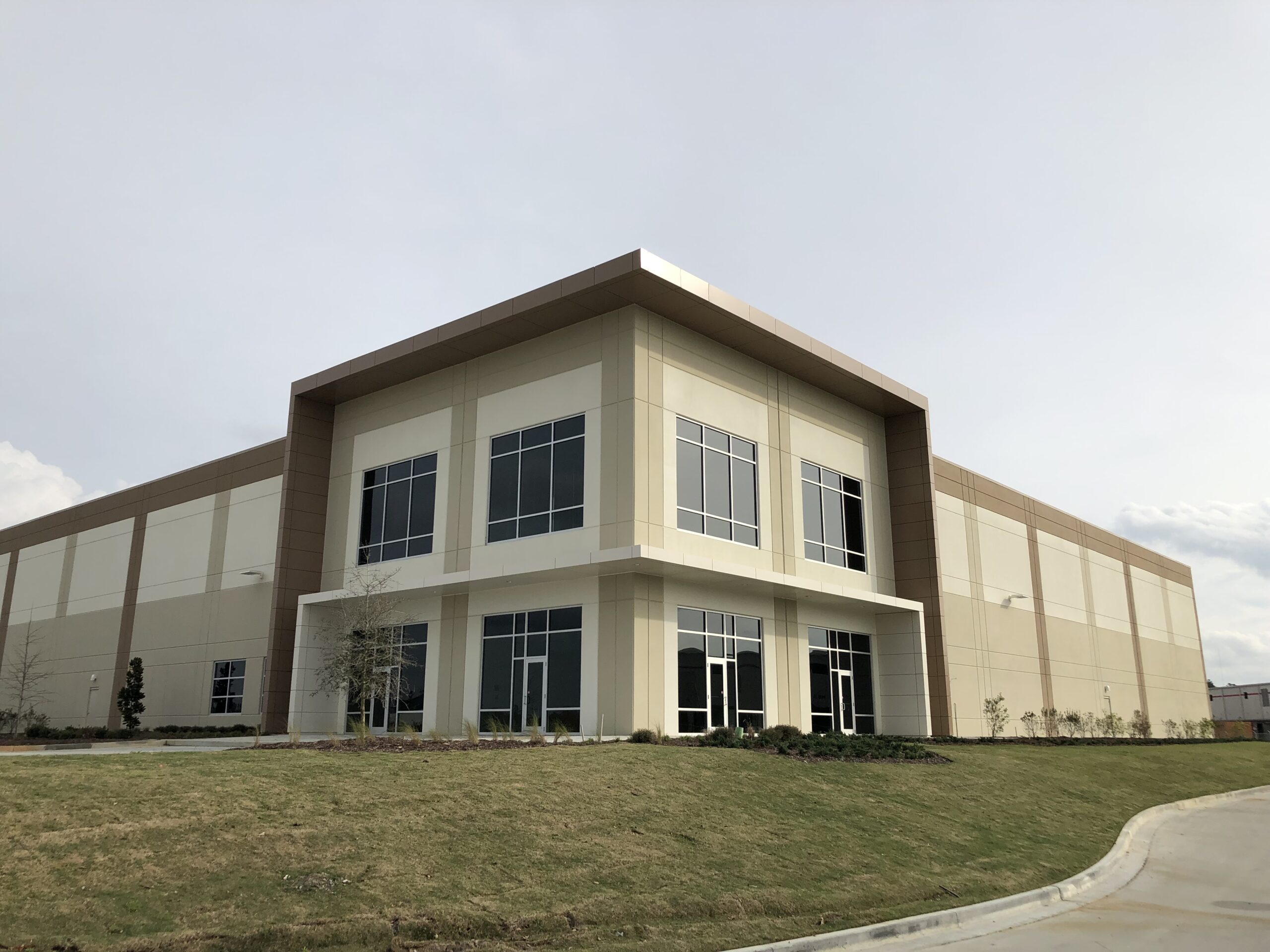 PNK Park Morgan Business Center